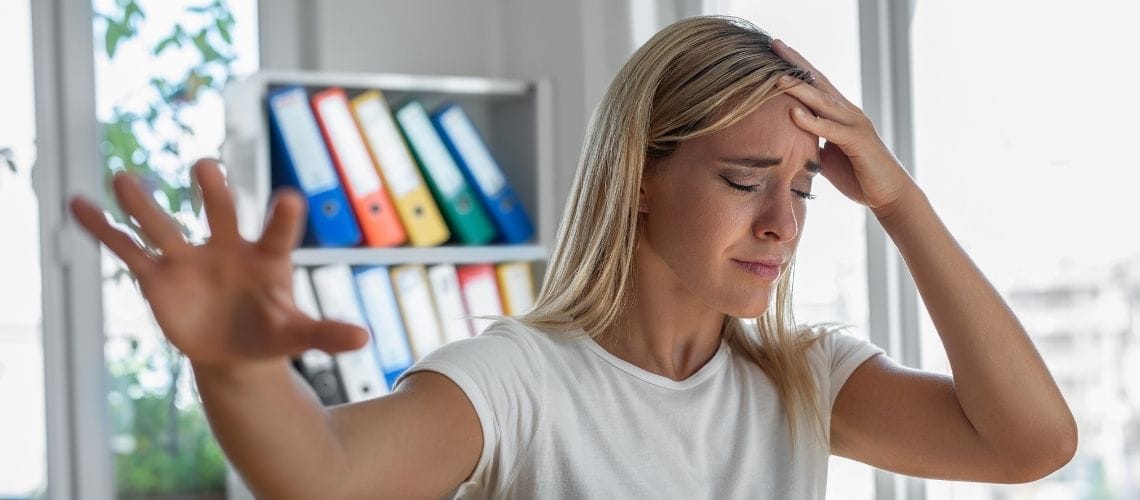 Baş Dönmesi Neden Olur? Baş Dönmesi Neden Olur?
